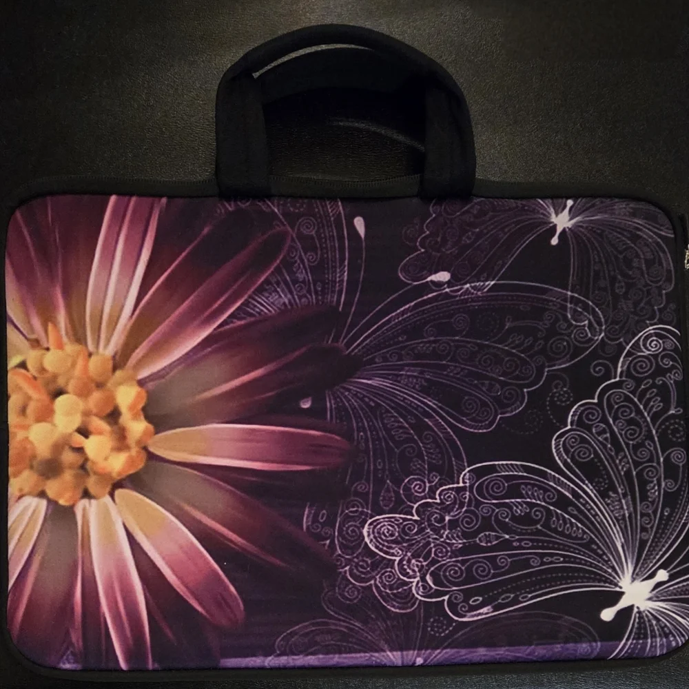Laptap Computer Zip Bag Purple Butterfly